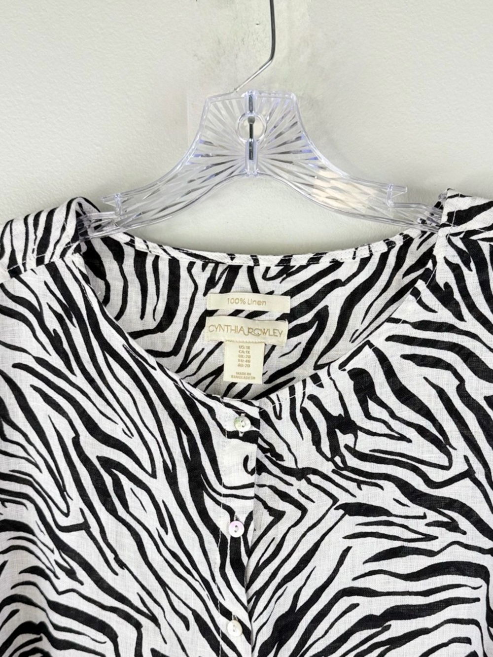 Cynthia Rowley 100% Linen Zebra Print Button Front Tunic Blouse Black White 1X - Picture 6 of 7